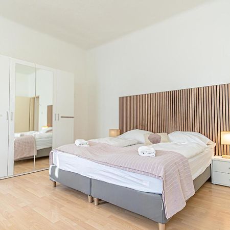 Desirable 2Br - Bookable For Longstays In Lockdown B Wien Eksteriør bilde