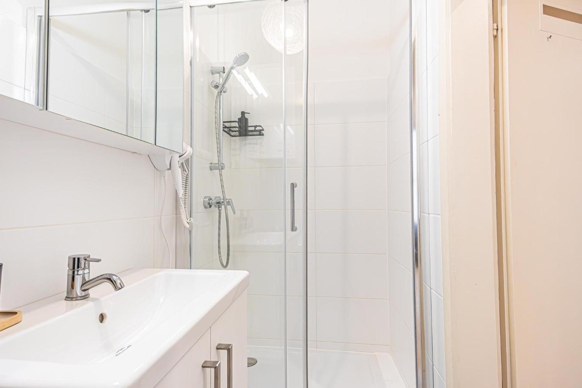 Desirable 2Br - Bookable For Longstays In Lockdown B Wien Eksteriør bilde